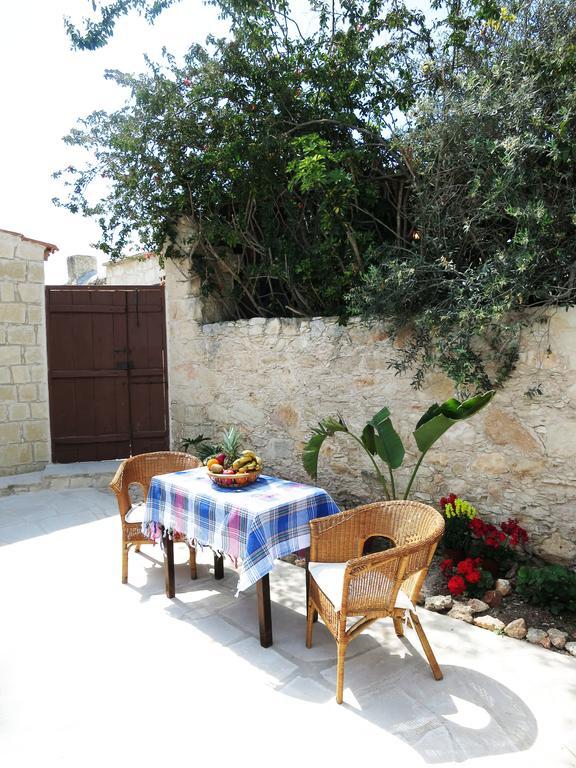 Simona Stone House Polis Quarto foto