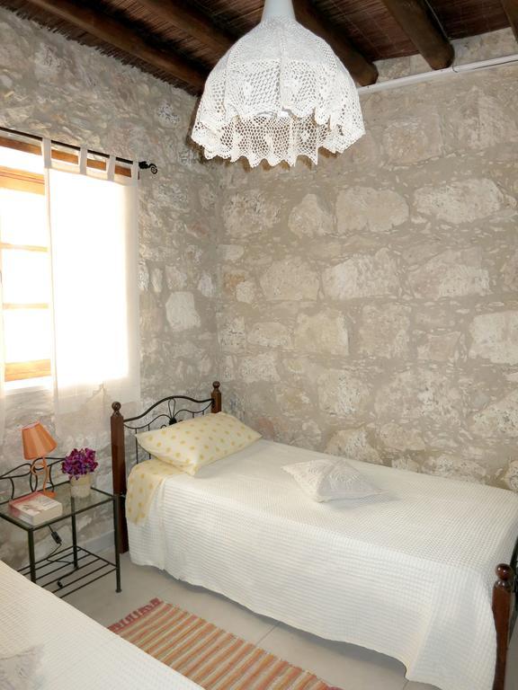 Simona Stone House Polis Quarto foto